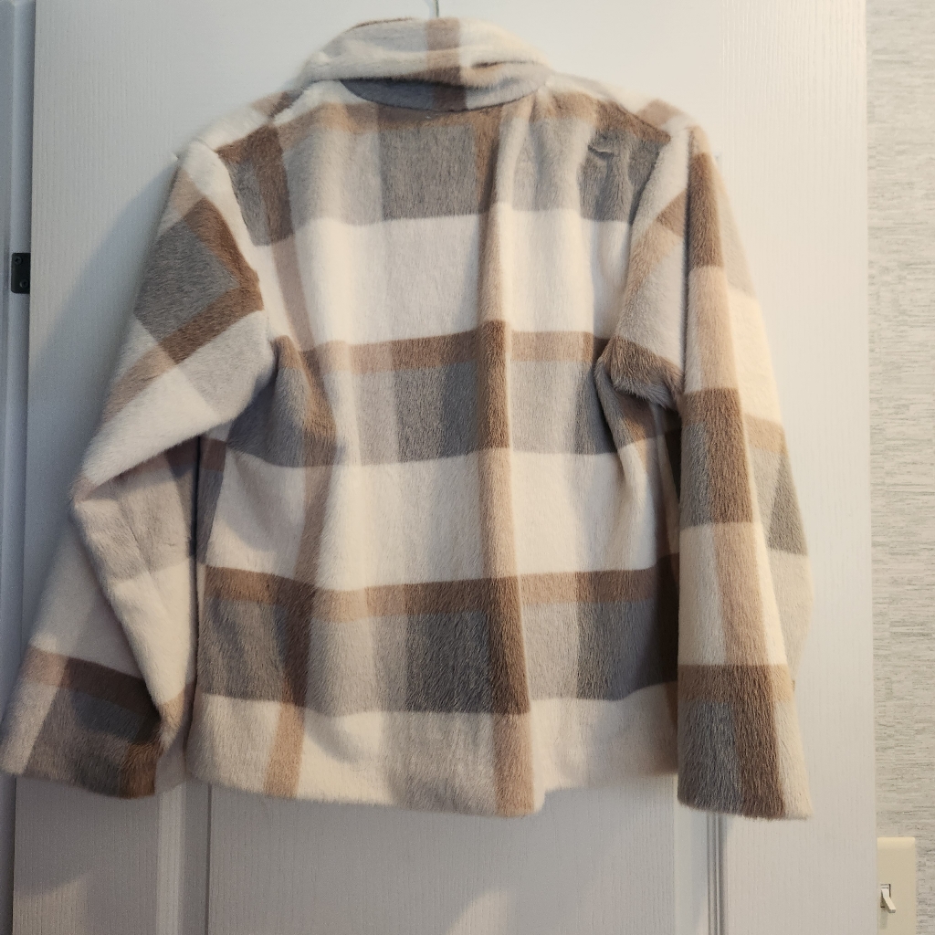 Hazel & Olive Women's Fuzzy Jacket Size S Euc — image 4 of 5